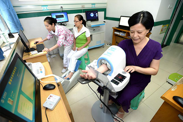 ����С����^���Բ����A��